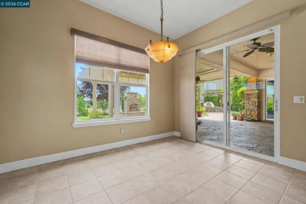 118 Glen View Court Copperopolis, CA 95228