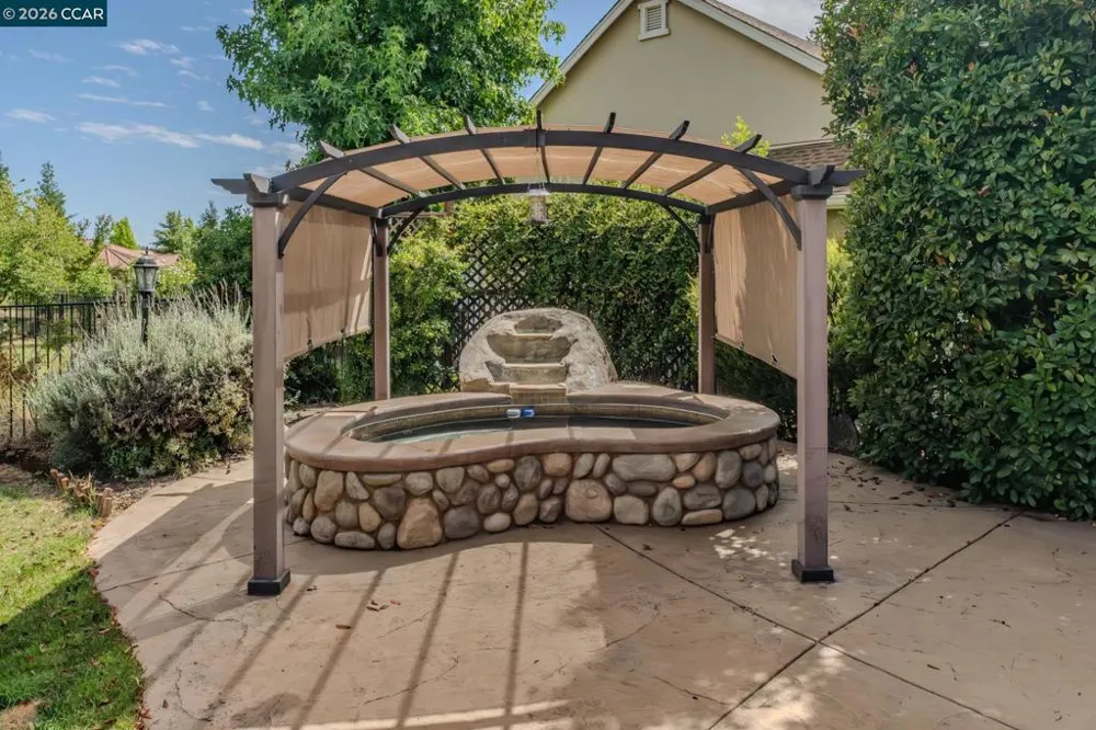 118 Glen View Court Copperopolis, CA 95228