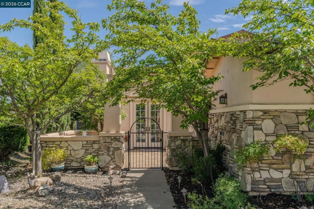 118 Glen View Court Copperopolis, CA 95228