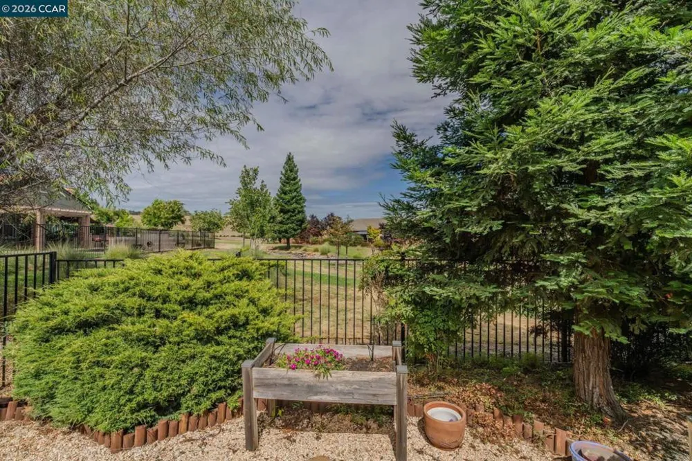 118 Glen View Court Copperopolis, CA 95228