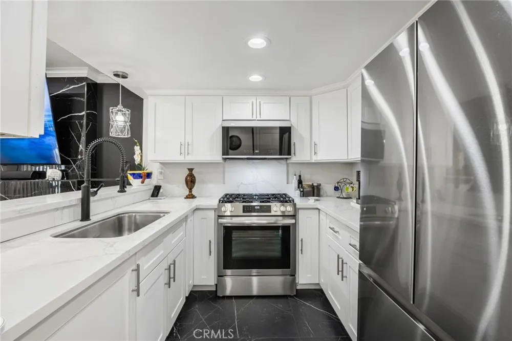 18209 Sierra #93 Canyon Country, CA 91351