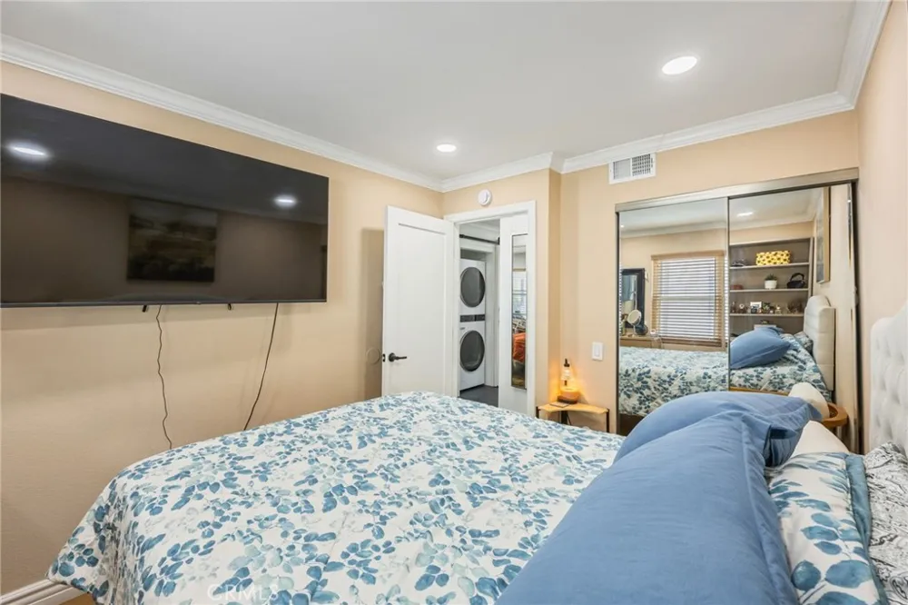 18209 Sierra #93 Canyon Country, CA 91351