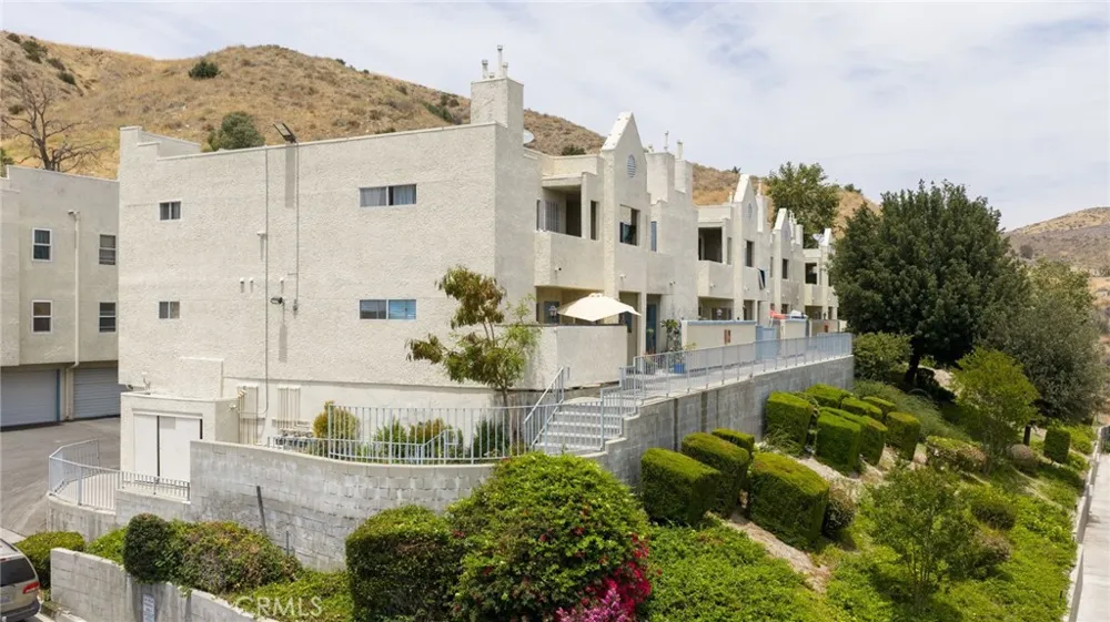 18209 Sierra #93 Canyon Country, CA 91351