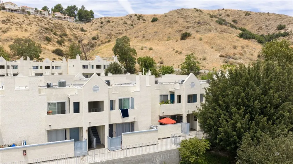 18209 Sierra #93 Canyon Country, CA 91351