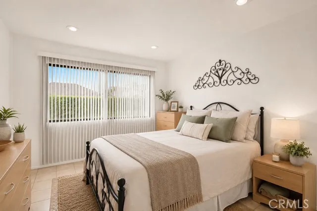 25761 Le Parc #82 Lake Forest, CA 92630
