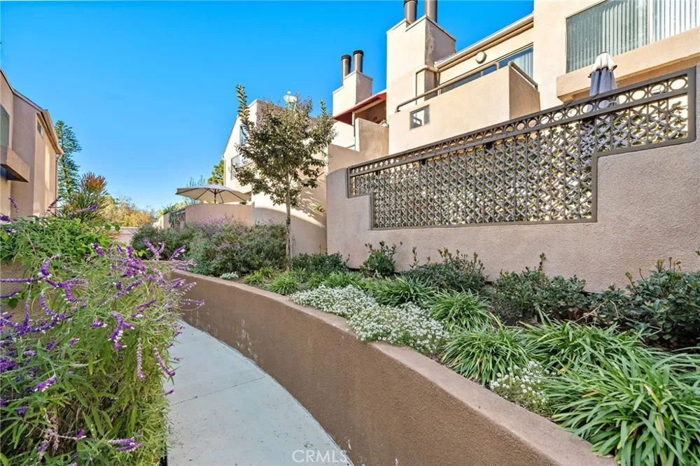 25761 Le Parc #82 Lake Forest, CA 92630
