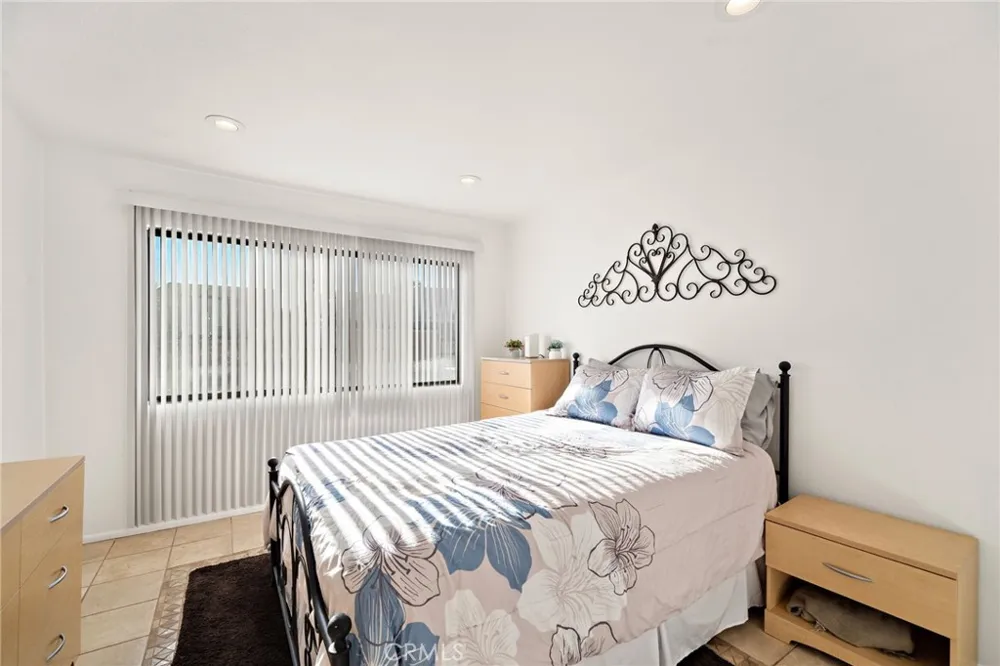 25761 Le Parc #82 Lake Forest, CA 92630