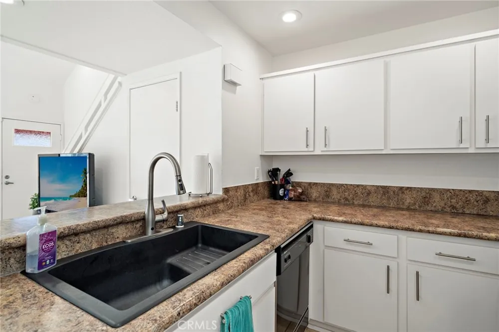 25761 Le Parc #82 Lake Forest, CA 92630