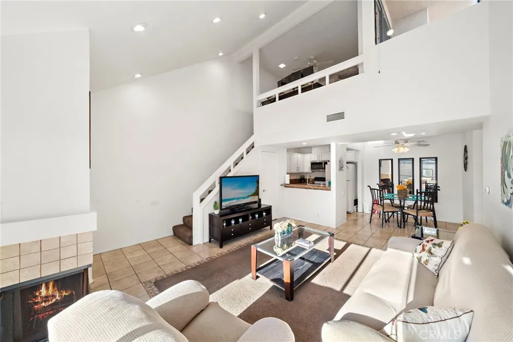25761 Le Parc #82 Lake Forest, CA 92630