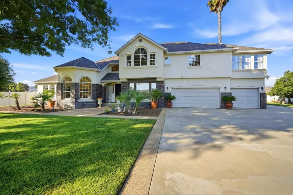 194 Lantz Drive Morgan Hill, CA 95037