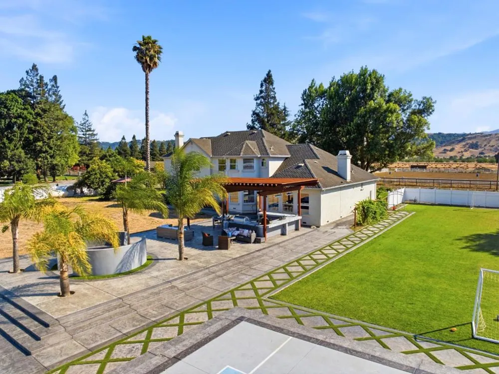 194 Lantz Drive Morgan Hill, CA 95037