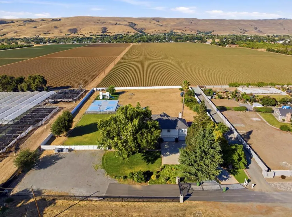 194 Lantz Drive Morgan Hill, CA 95037