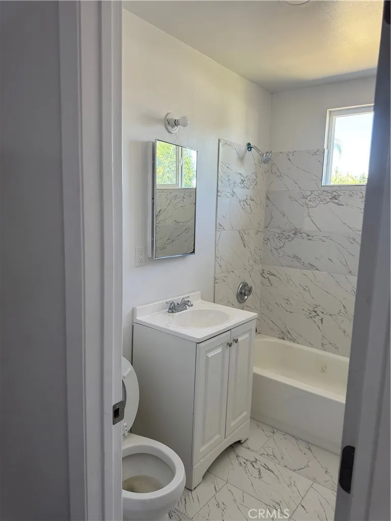 1124 Ramona Avenue San Bernardino, CA 92411