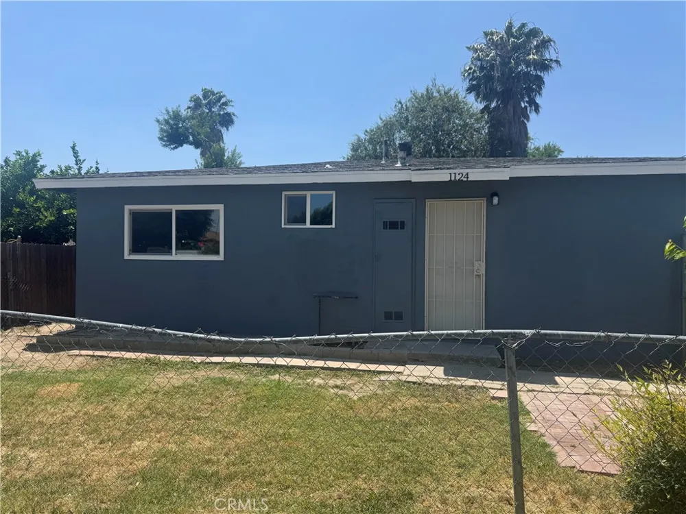 1124 Ramona Avenue San Bernardino, CA 92411