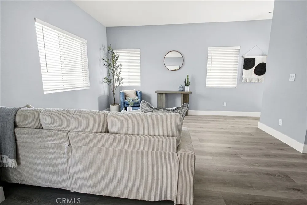 644 Laurel Lane Colton, CA 92324
