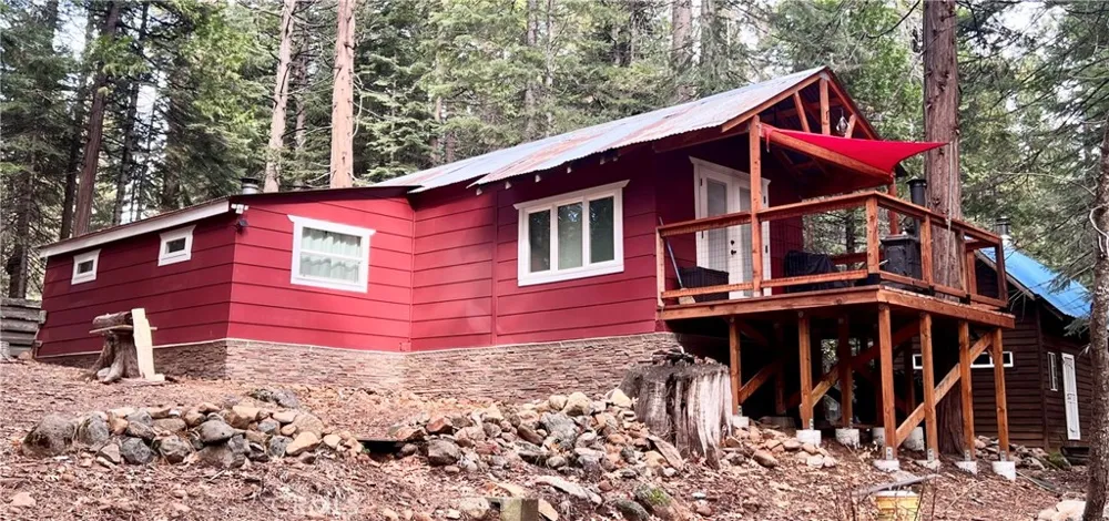 21120 Pot Hole Butte Meadows, CA 95942