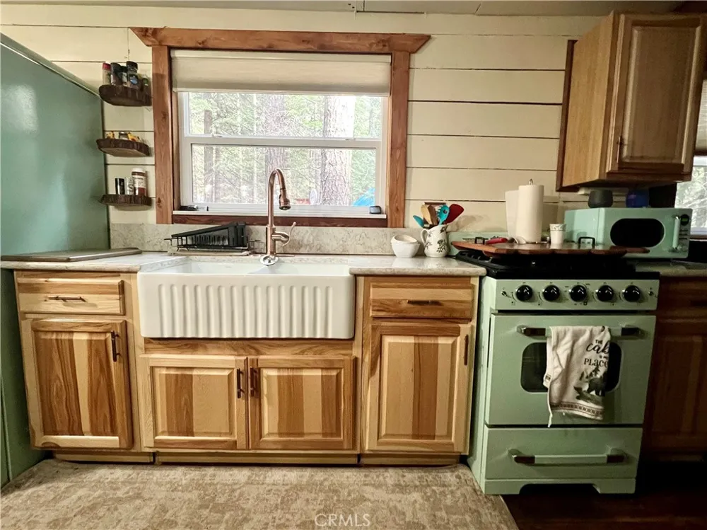 21120 Pot Hole Butte Meadows, CA 95942