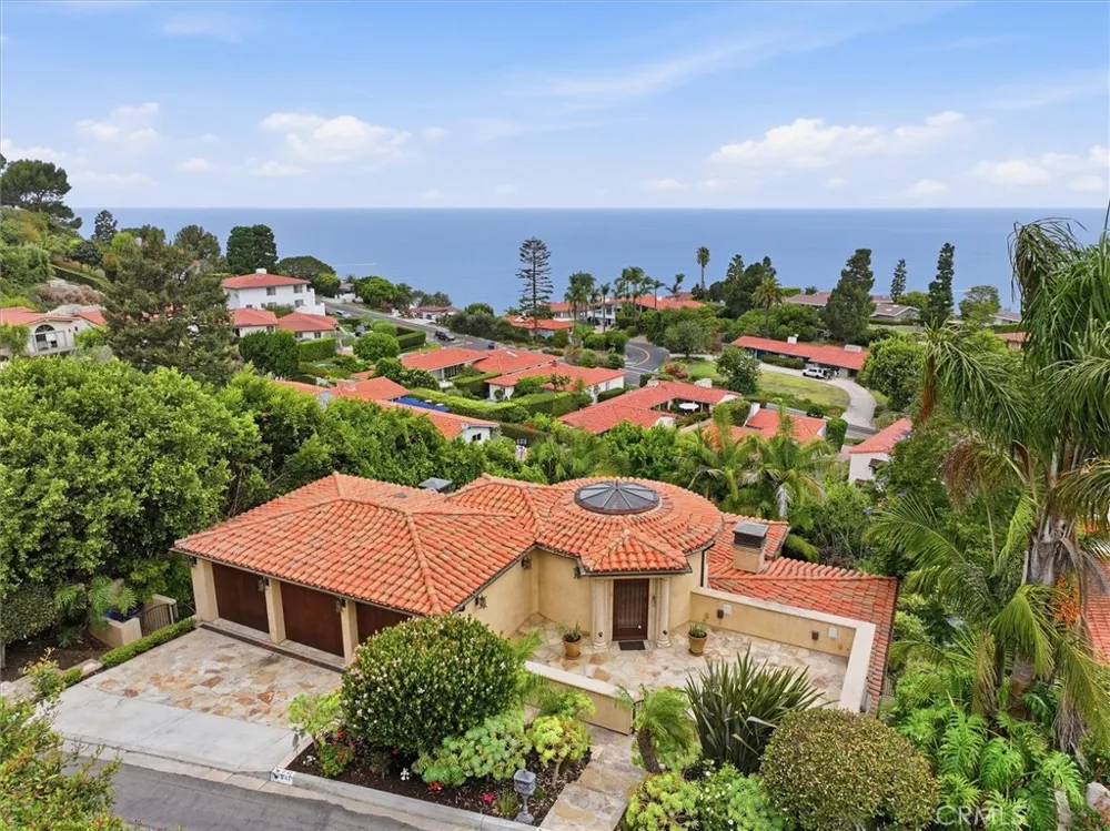 841 Via Somonte Palos Verdes Estates, CA 90274