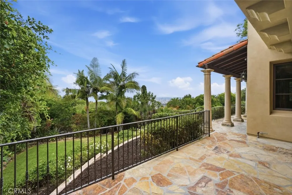 841 Via Somonte Palos Verdes Estates, CA 90274