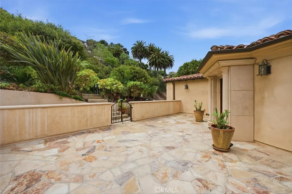 841 Via Somonte Palos Verdes Estates, CA 90274