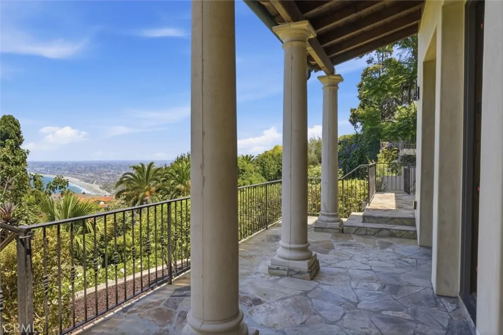 841 Via Somonte Palos Verdes Estates, CA 90274