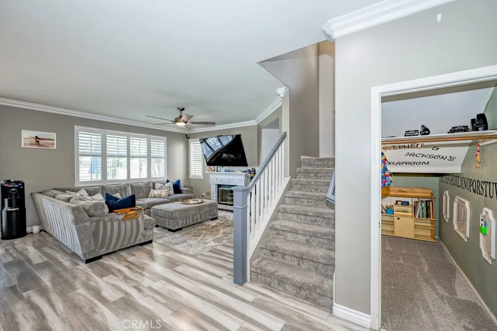 27728 Wilderness Castaic, CA 91384