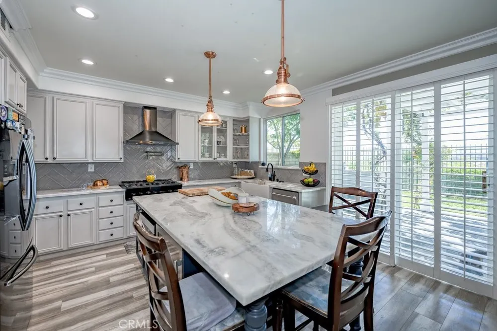 27728 Wilderness Castaic, CA 91384