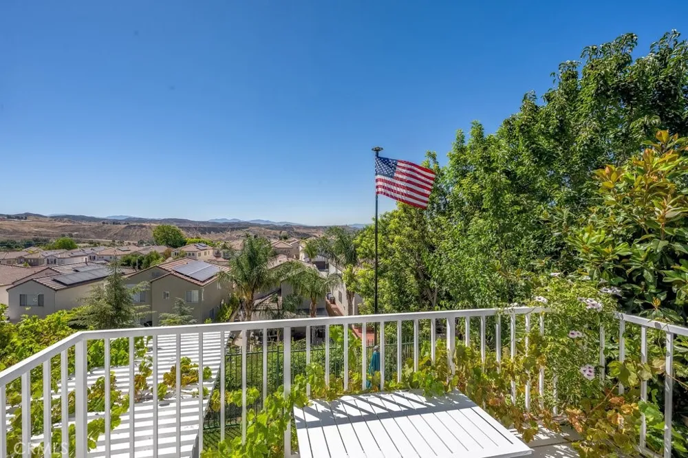 27728 Wilderness Castaic, CA 91384