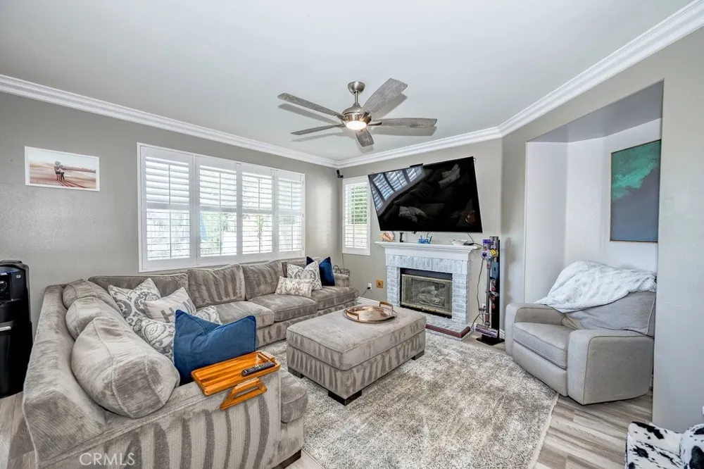 27728 Wilderness Castaic, CA 91384