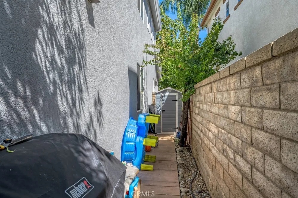 27728 Wilderness Castaic, CA 91384