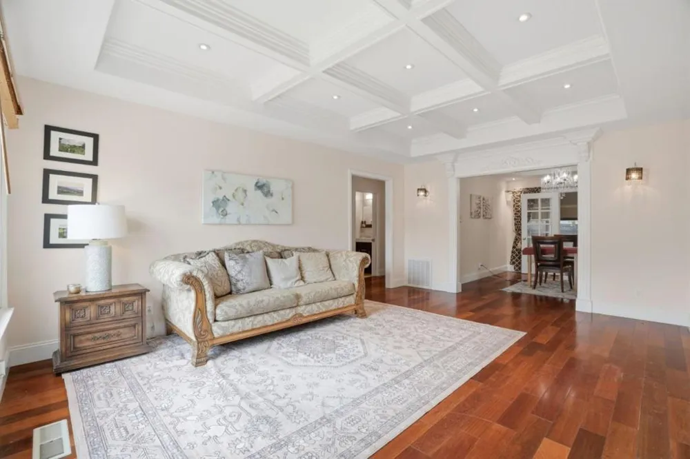 126 W 39th Avenue San Mateo, CA 94403
