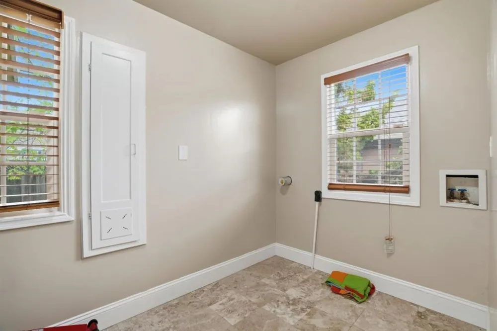 126 W 39th Avenue San Mateo, CA 94403