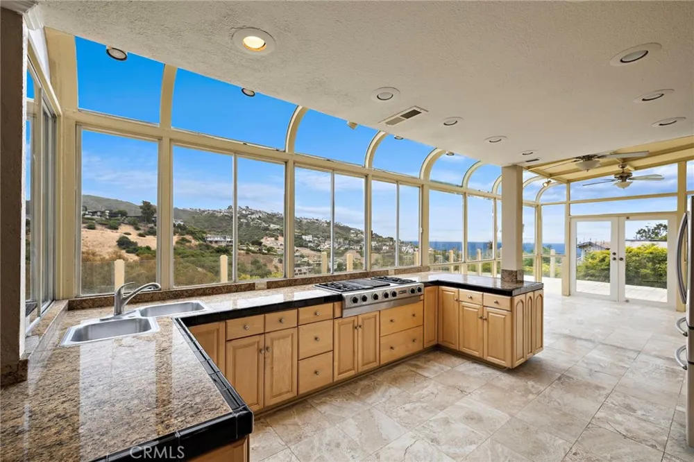 1337 Terrace Way Laguna Beach, CA 92651