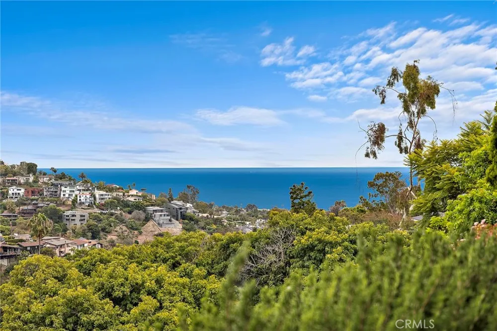 1337 Terrace Way Laguna Beach, CA 92651