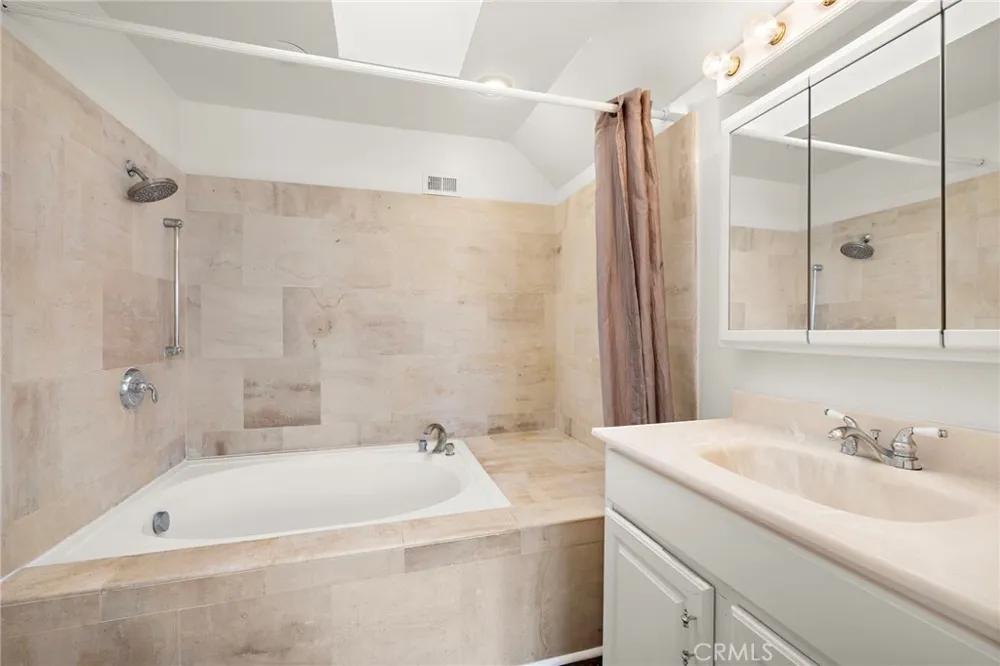 1337 Terrace Way Laguna Beach, CA 92651