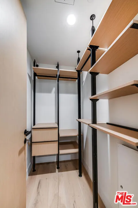 10352 Riverside Drive #103A Toluca Lake, CA 91602