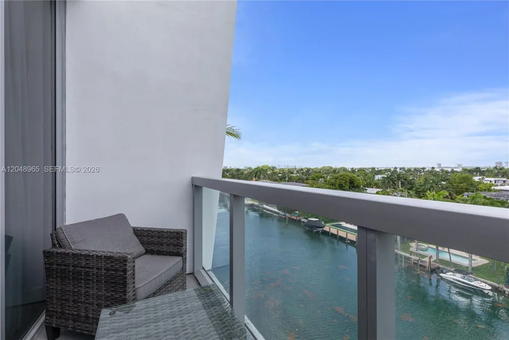 9940 W Bay Harbor Dr #7G-S Bay Harbor Islands, FL 33154