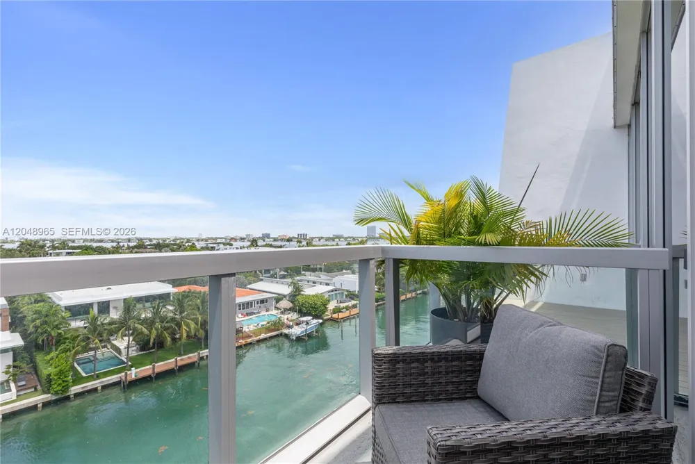 9940 W Bay Harbor Dr #7G-S Bay Harbor Islands, FL 33154