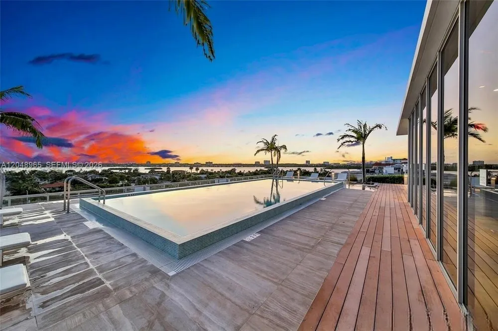 9940 W Bay Harbor Dr #7G-S Bay Harbor Islands, FL 33154