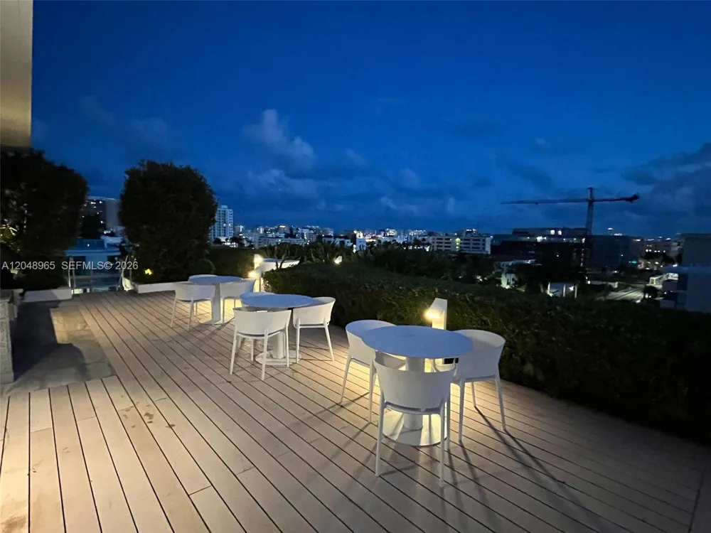 9940 W Bay Harbor Dr #7G-S Bay Harbor Islands, FL 33154