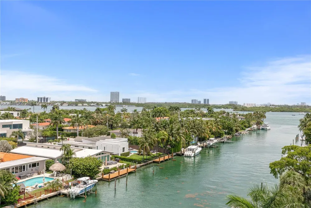 9940 W Bay Harbor Dr #7G-S Bay Harbor Islands, FL 33154