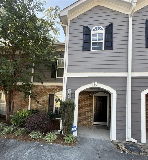 910 Summer Place