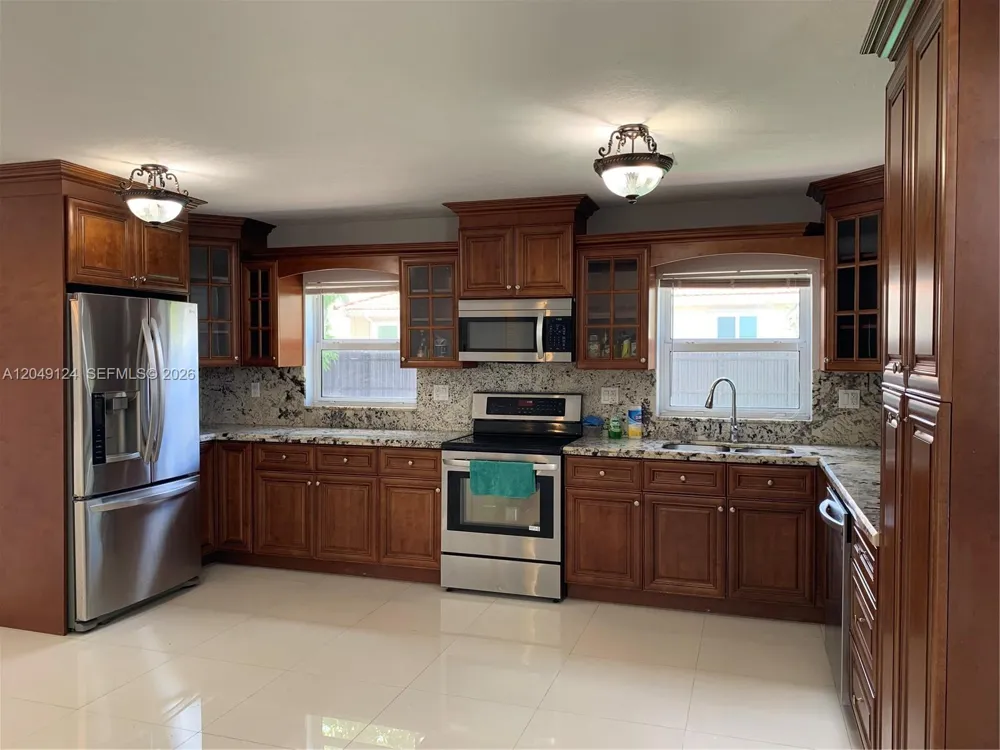 12948 NW 10th St Miami, FL 33182