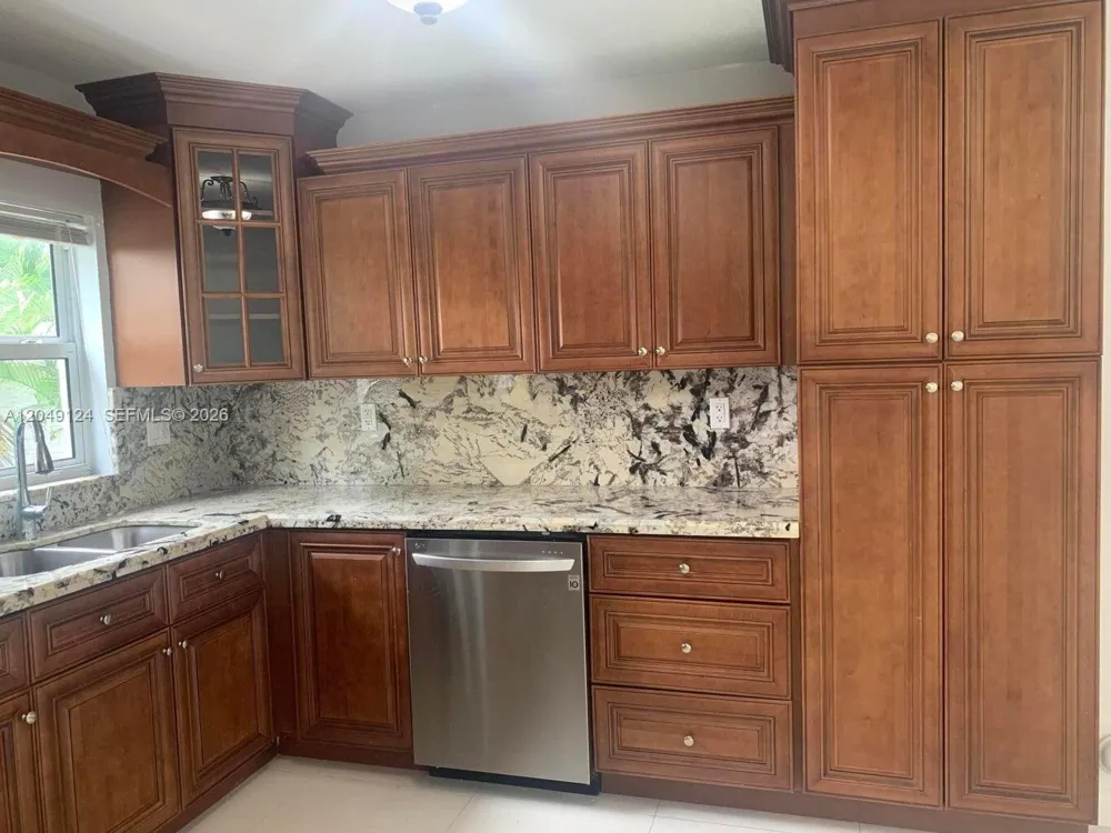 12948 NW 10th St Miami, FL 33182