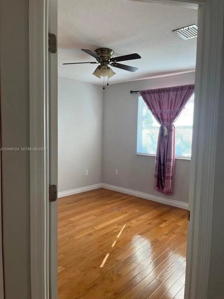 12948 NW 10th St Miami, FL 33182