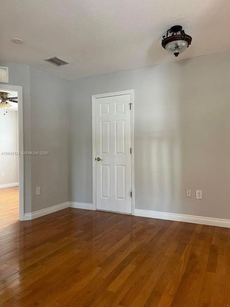 12948 NW 10th St Miami, FL 33182