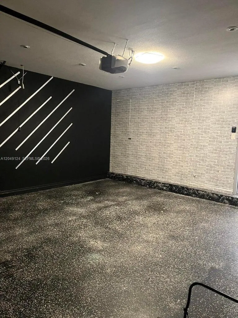 12948 NW 10th St Miami, FL 33182
