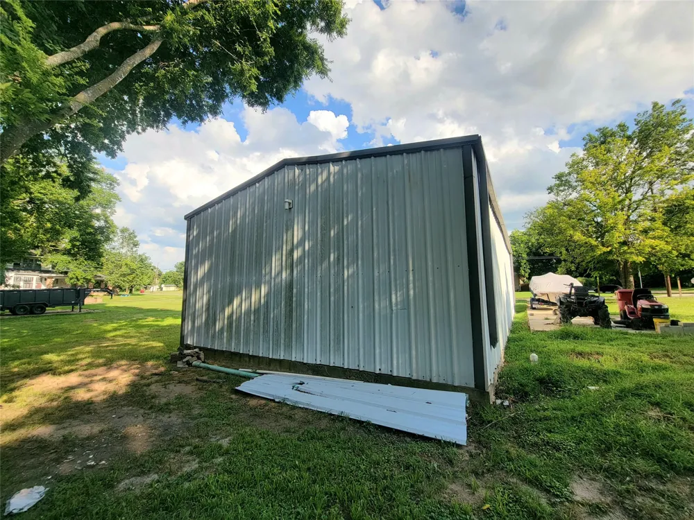 805 S Walnut Clarksville, TX 75426