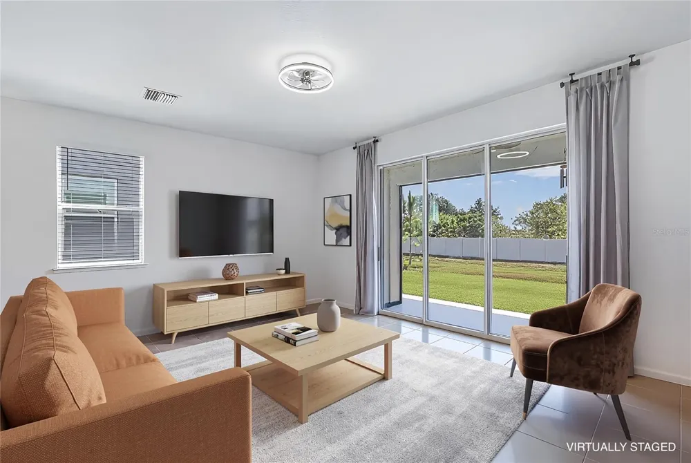 388 MANGROVE SHADE CIRCLE Apollo Beach, FL 33572