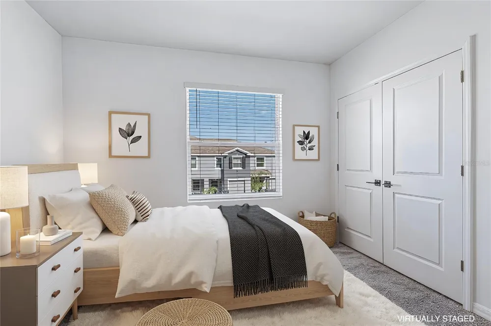 388 MANGROVE SHADE CIRCLE Apollo Beach, FL 33572